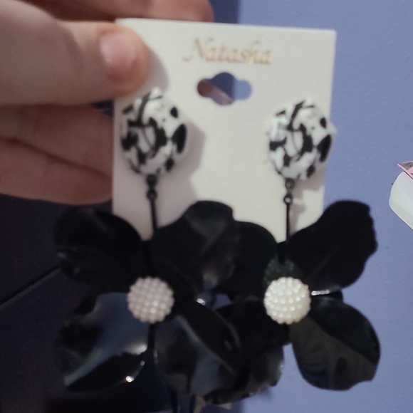 Jewelry - Natasha Couture Black and White Floral Earrings
